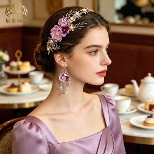 Elegant Fresh Purple Flo