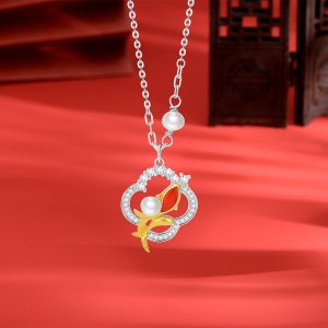Lucky Koi Natural Pearl 